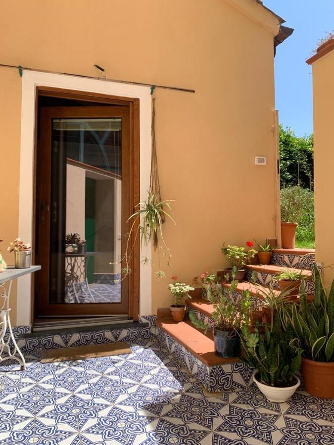 Bed and Breakfast La Stanza In Giardino Кава-де-Тиррени Экстерьер фото